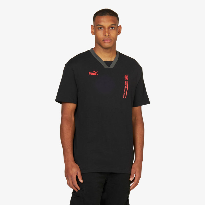 T-SHIRT MILAN ''SEMPRE INSIEME A TE SARÒ'' CON DETTAGLIO SUL RETRO